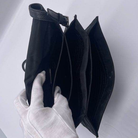 Prada - Picture 9 of 14